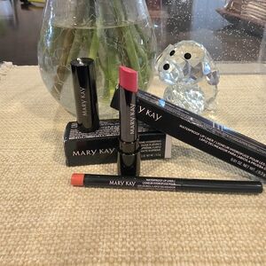 Mary Kay Lipstick and Lip Liner Duo